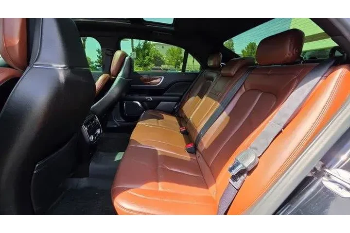 $18522 : Lincoln Continental 2017 Res image 8