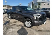 $38495 : Toyota Tundra 2022 4x4 SR5 4 thumbnail