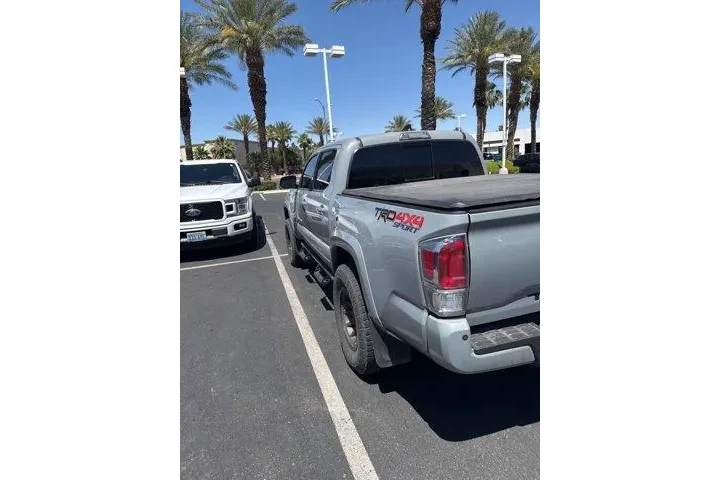 $31573 : Toyota Tacoma 2020 4x4 TRD P image 3