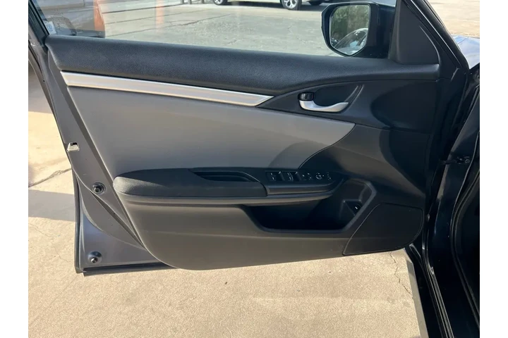 2016 Civic LX Sedan CVT image 10