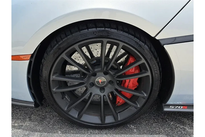 $147995 : McLaren 570S image 5
