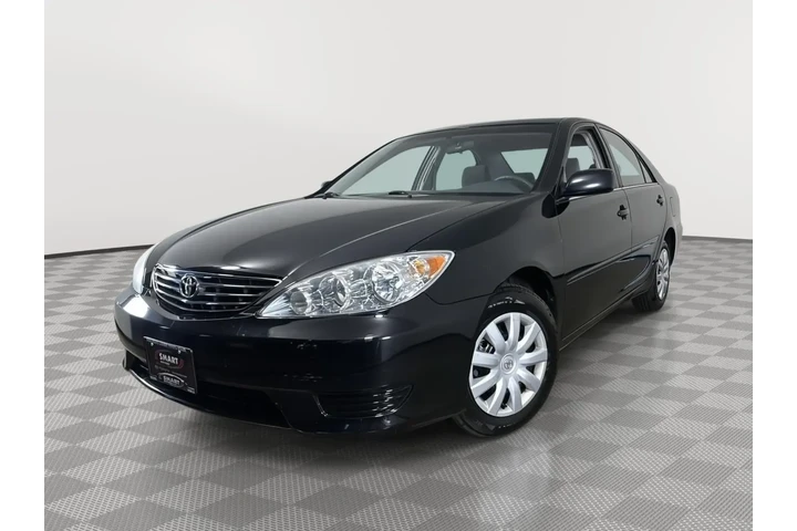 $10000 : 2005 Camry LE image 1
