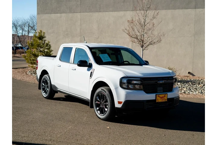 $34988 : 2024 Maverick LARIAT image 3