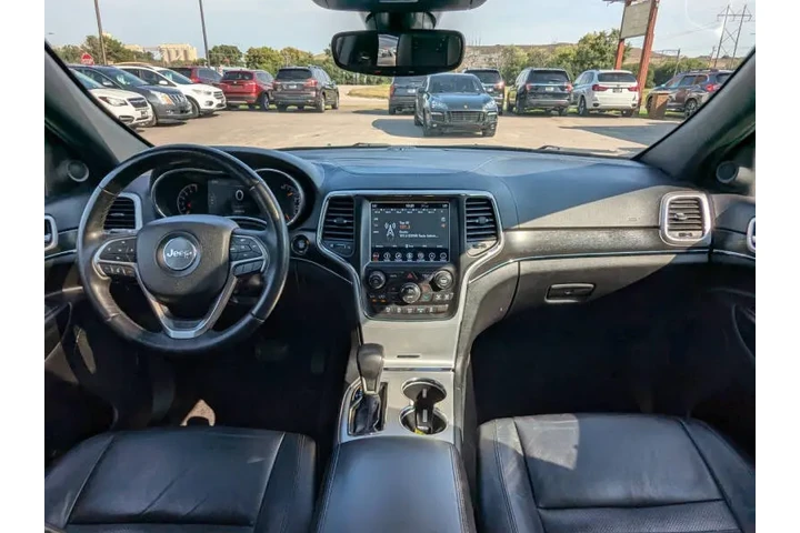 $18975 : 2018 Grand Cherokee Sterling image 3