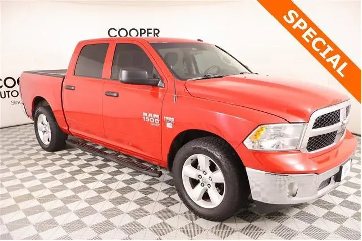 $19115 : Ram 1500 Classic 2022 4x2 Tr image 1