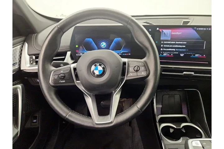 $33998 : BMW X1 2023 AWD xDrive28i 4d image 10