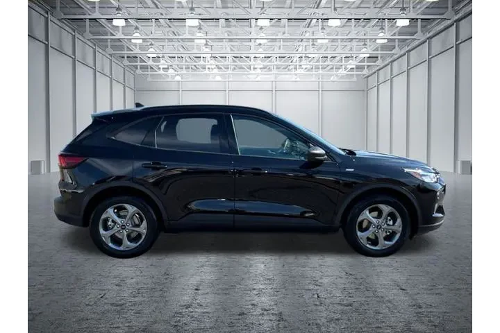$23490 : Ford Escape 2025 ST-Line 4dr image 8