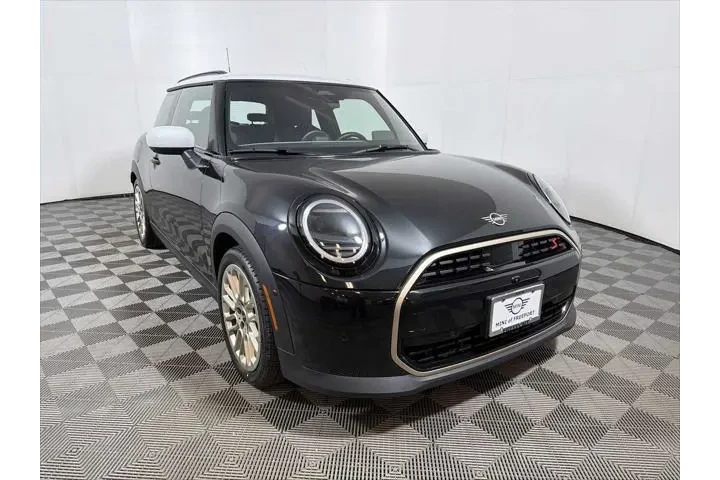 $28423 : MINI Hardtop 2 Door 2025 Coo image 2