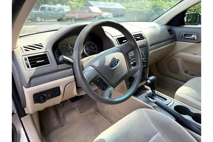 $4525 : 2008 Fusion image 8