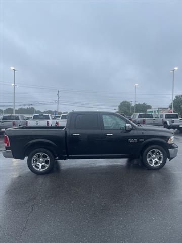 $26995 : PRE-OWNED 2018 RAM 1500 LARAM image 8