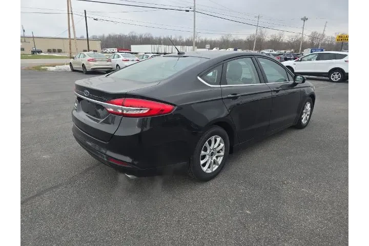 $13995 : Ford Fusion 2017 S 4dr Sedan image 6