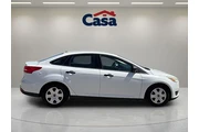$9995 : Ford Focus 2017 S 4dr Sedan thumbnail