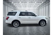 $18659 : Ford Expedition 2018 4x2 Lim thumbnail