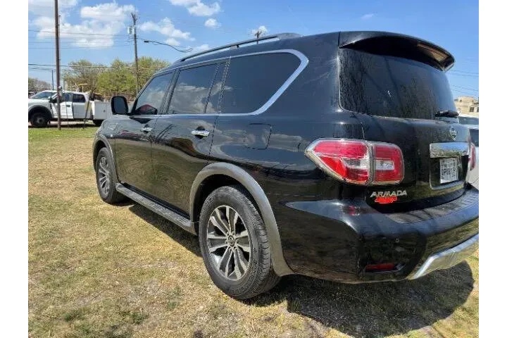$23995 : 2018 Armada SL image 4