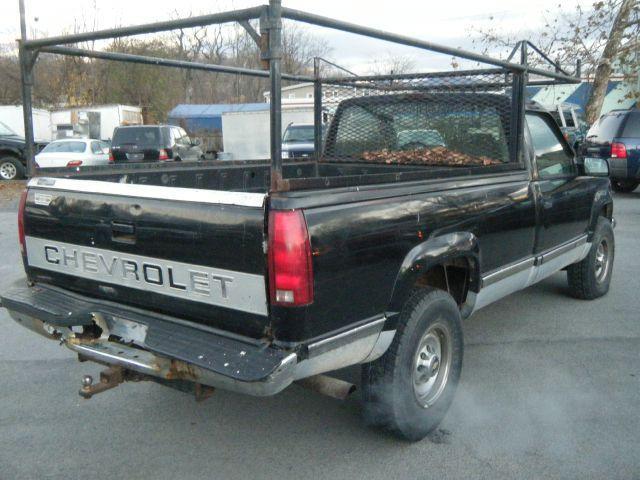 $5900 : 1994 C/K 2500 HD Reg. Cab 8-f image 2