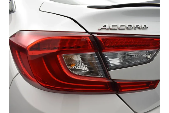 $19952 : Honda Accord 2022 Sport 4dr image 8