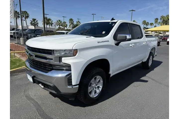 $32999 : Chevrolet Silverado 1500 202 image 1