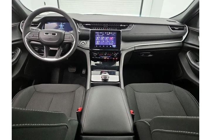 $28998 : Jeep Grand Cherokee 2024 4x2 image 9