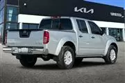 $26998 : Pre-Owned 2021 Frontier SV thumbnail