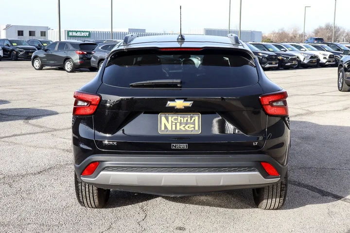 $21488 : 2025 Trax FWD 4dr LT image 5