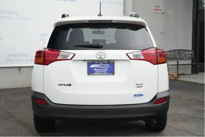 $14900 : Toyota RAV4 2015 AWD XLE 4dr image 5