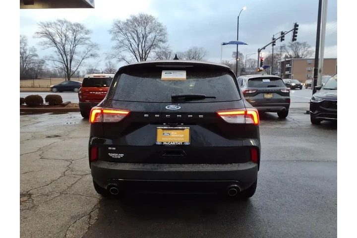 $23887 : Ford Escape 2022 SE 4dr SUV image 4