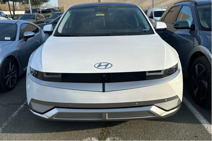 $28990 : Hyundai IONIQ 5 2024 Limited image 5