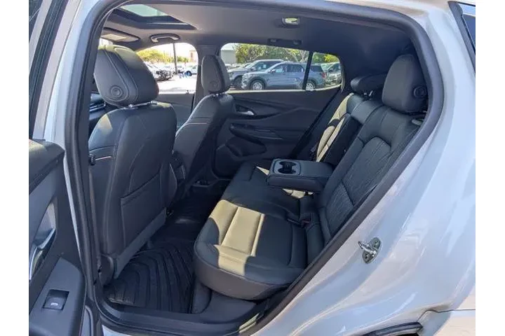 $24997 : Buick Envista 2025 Avenir 4d image 10