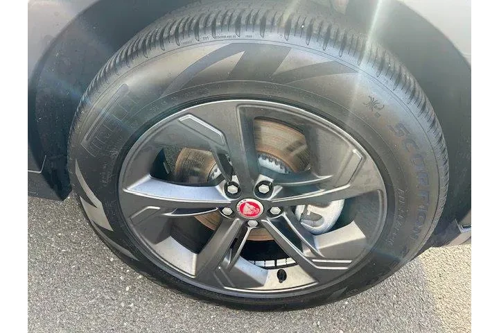 $32850 : Jaguar E-PACE 2022 AWD P250 image 10