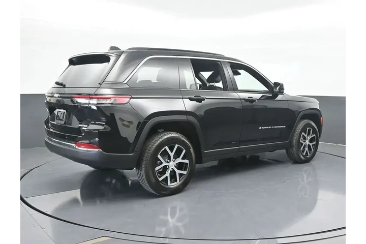 $36918 : Jeep Grand Cherokee 2025 4x2 image 6