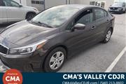 PRE-OWNED 2018 KIA FORTE LX en Madison WV