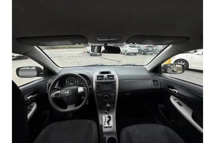 2013 Corolla S image 8