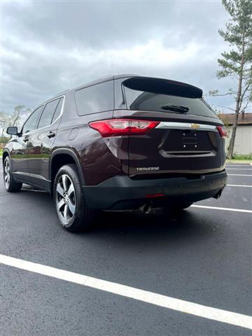 $16995 : 2018 Traverse LT Leather FWD image 9