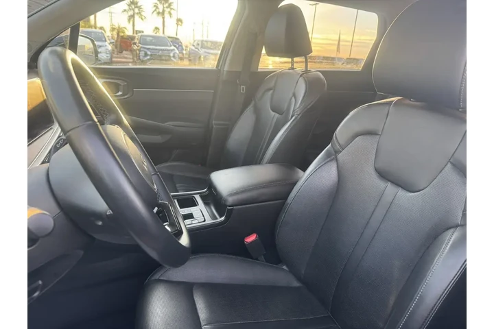 $31978 : Kia Sorento 2024 AWD S 4dr S image 8