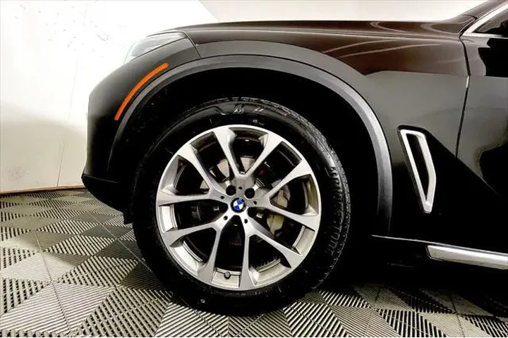 $37943 : BMW X5 2021 AWD xDrive40i 4d image 10
