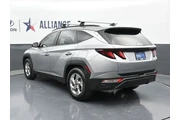 $23470 : Hyundai TUCSON 2024 SEL 4dr thumbnail