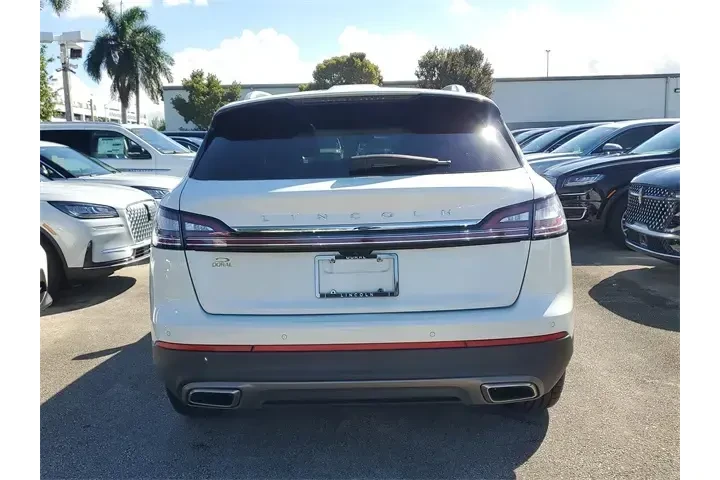 $32990 : Lincoln Nautilus 2022 Reserv image 5
