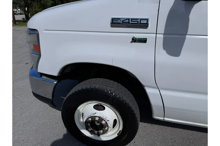 $13900 : 🚚 Ford E-450 Super D. Cutaway image 5