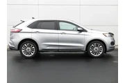 $30999 : Ford Edge 2022 AWD Titanium thumbnail