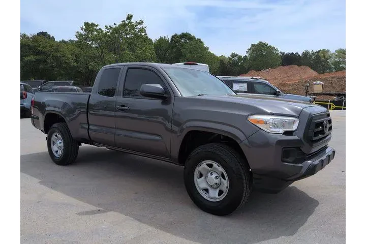 $28529 : Toyota Tacoma 2022 4x2 SR5 4 image 2