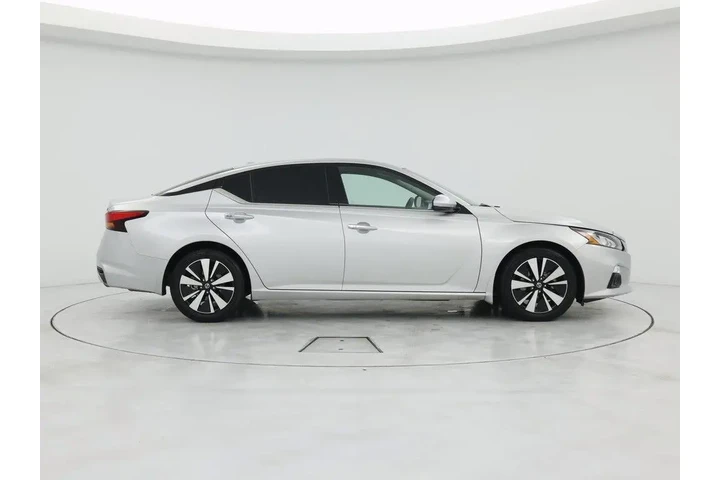$16998 : Nissan Altima 2020 2.5 SV 4d image 7