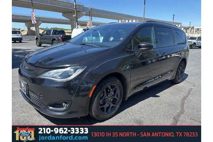 $18226 : Chrysler Pacifica 2020 Touri image 3
