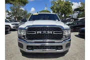 $27998 : Ram 3500 2015 4x2 Tradesman thumbnail