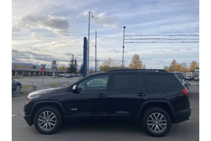 $16999 : 2017 GMC Acadia SLE-2 image 9