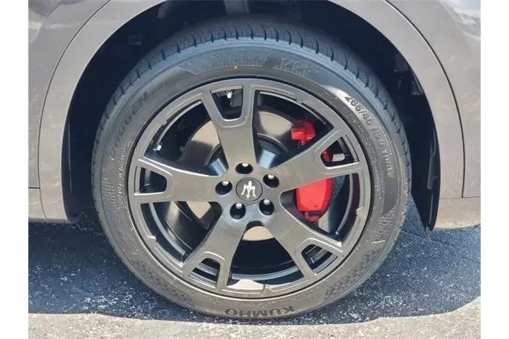 $24990 : Maserati Levante 2019 AWD 4d image 10