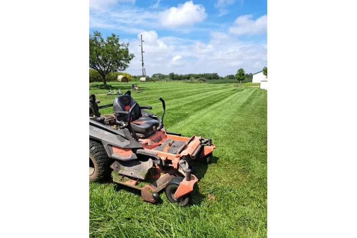 Jorge's Lawn and Landscaping image 8