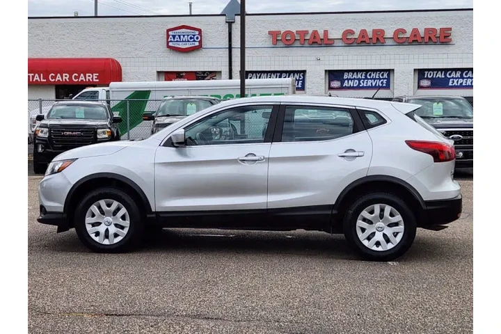 $10497 : 2018 Rogue Sport S image 3