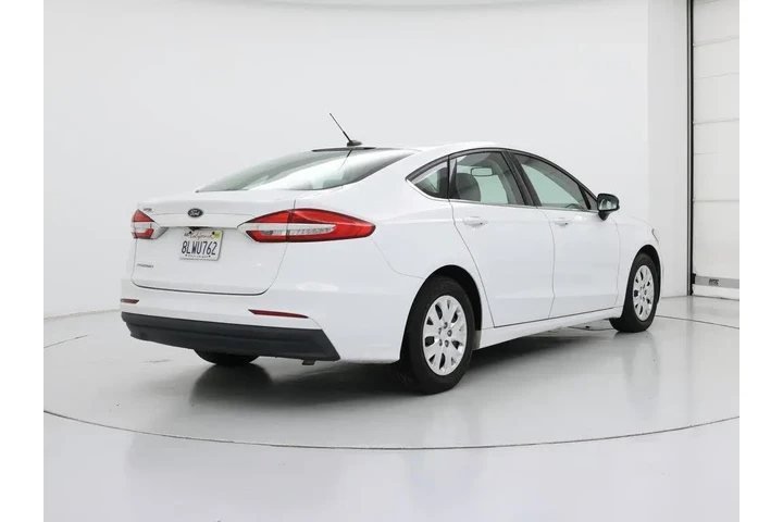 $14998 : Ford Fusion 2019 S 4dr Sedan image 8
