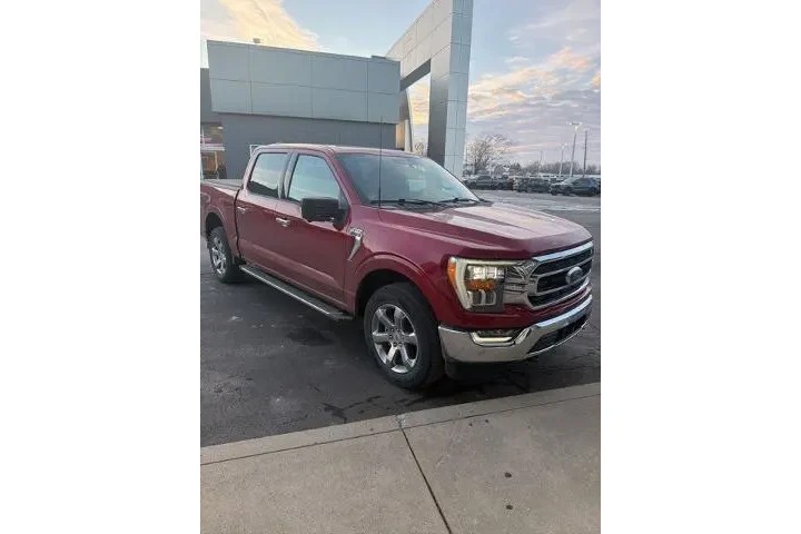 $39995 : Ford F-150 2022 4x4 XLT 4dr image 1