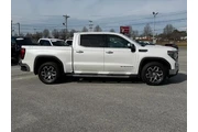 $39999 : GMC Sierra 1500 2022 4x4 SLT thumbnail